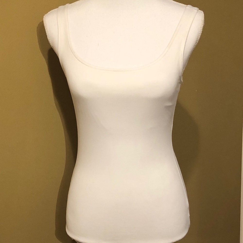SALE•LIKE NEW STRETCH TANK w/ SHELF BRA by WHBM